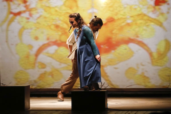 Poco pi&ugrave; in l&agrave;